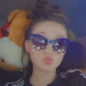 Meet your Posher, Hayley